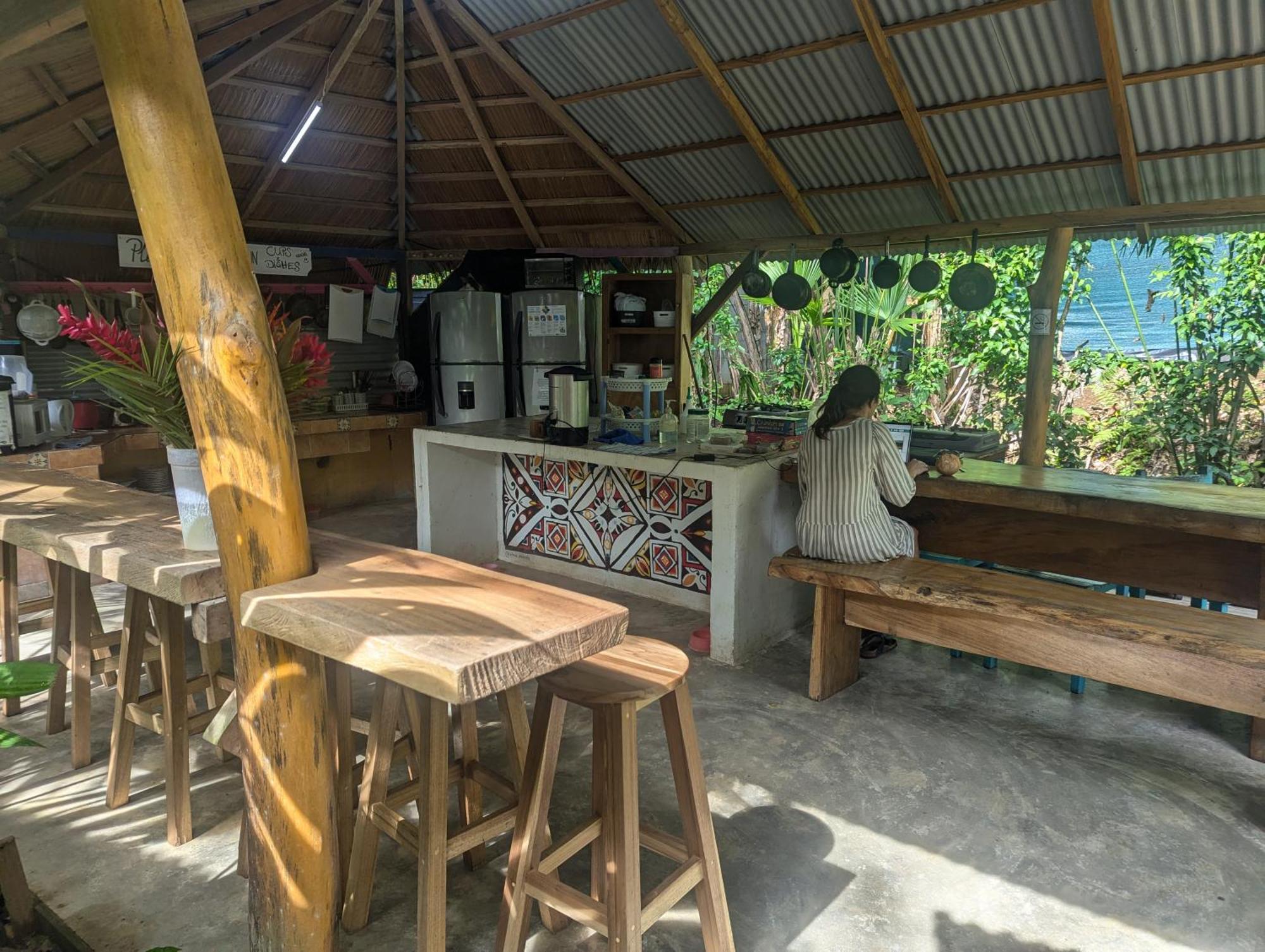Tasty Dayz Hostel Puerto Viejo de Talamanca エクステリア 写真