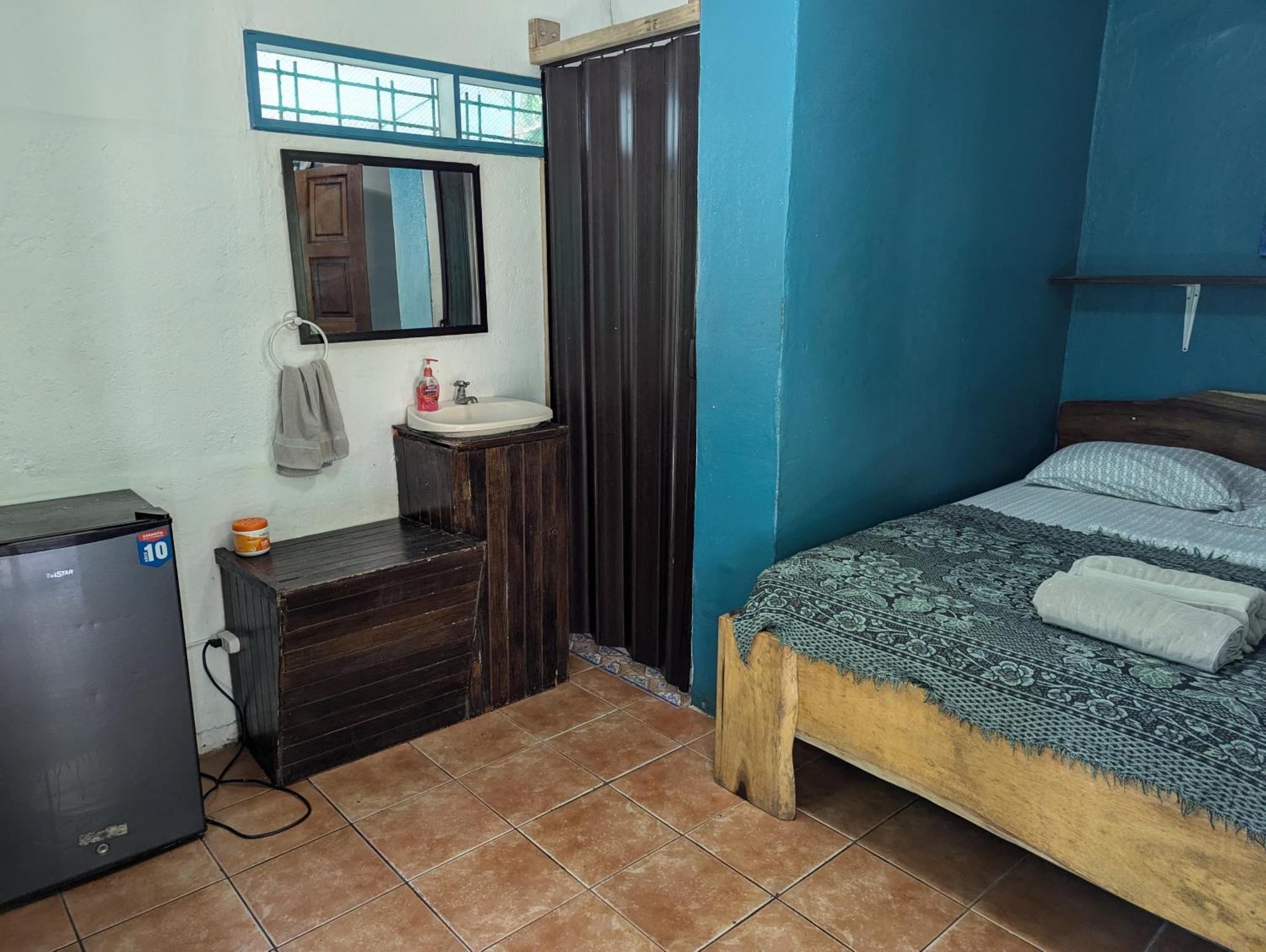 Tasty Dayz Hostel Puerto Viejo de Talamanca エクステリア 写真