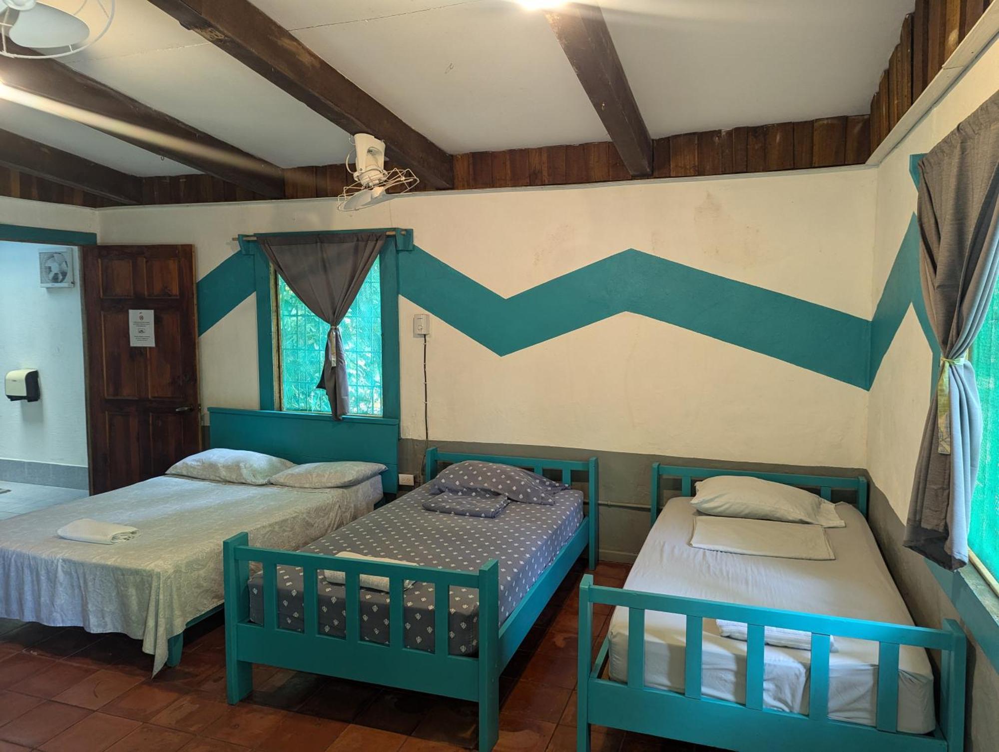 Tasty Dayz Hostel Puerto Viejo de Talamanca エクステリア 写真