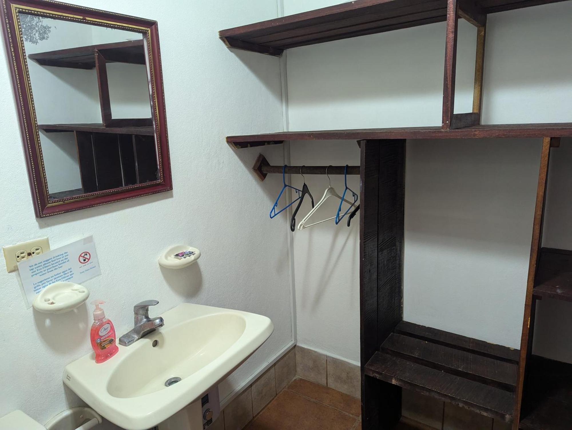 Tasty Dayz Hostel Puerto Viejo de Talamanca エクステリア 写真