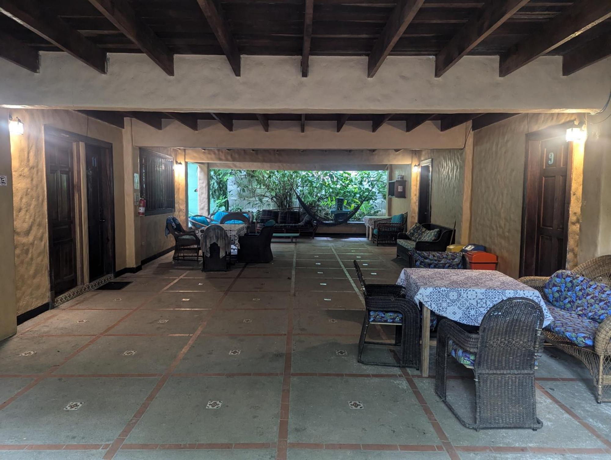 Tasty Dayz Hostel Puerto Viejo de Talamanca エクステリア 写真