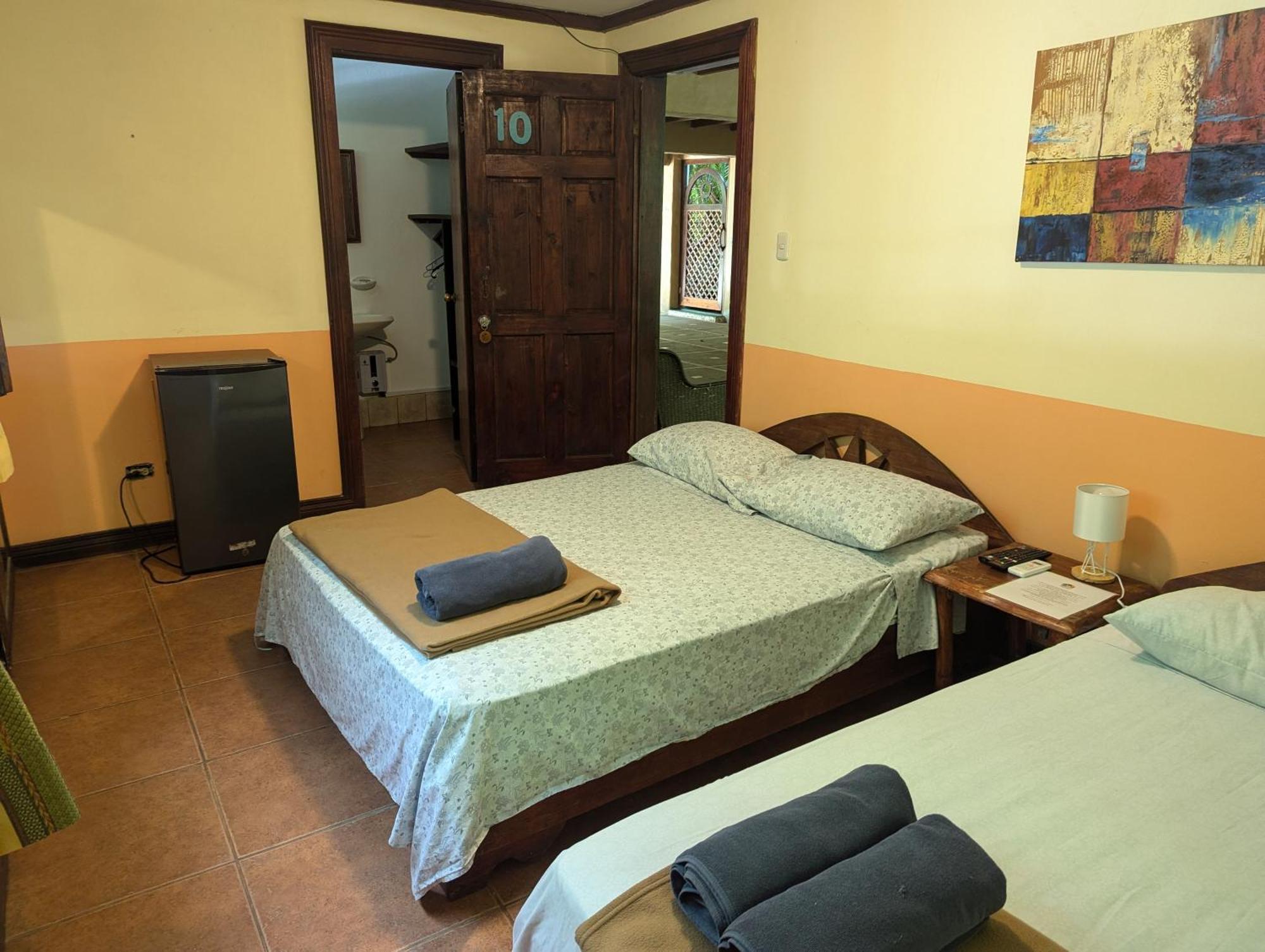 Tasty Dayz Hostel Puerto Viejo de Talamanca エクステリア 写真