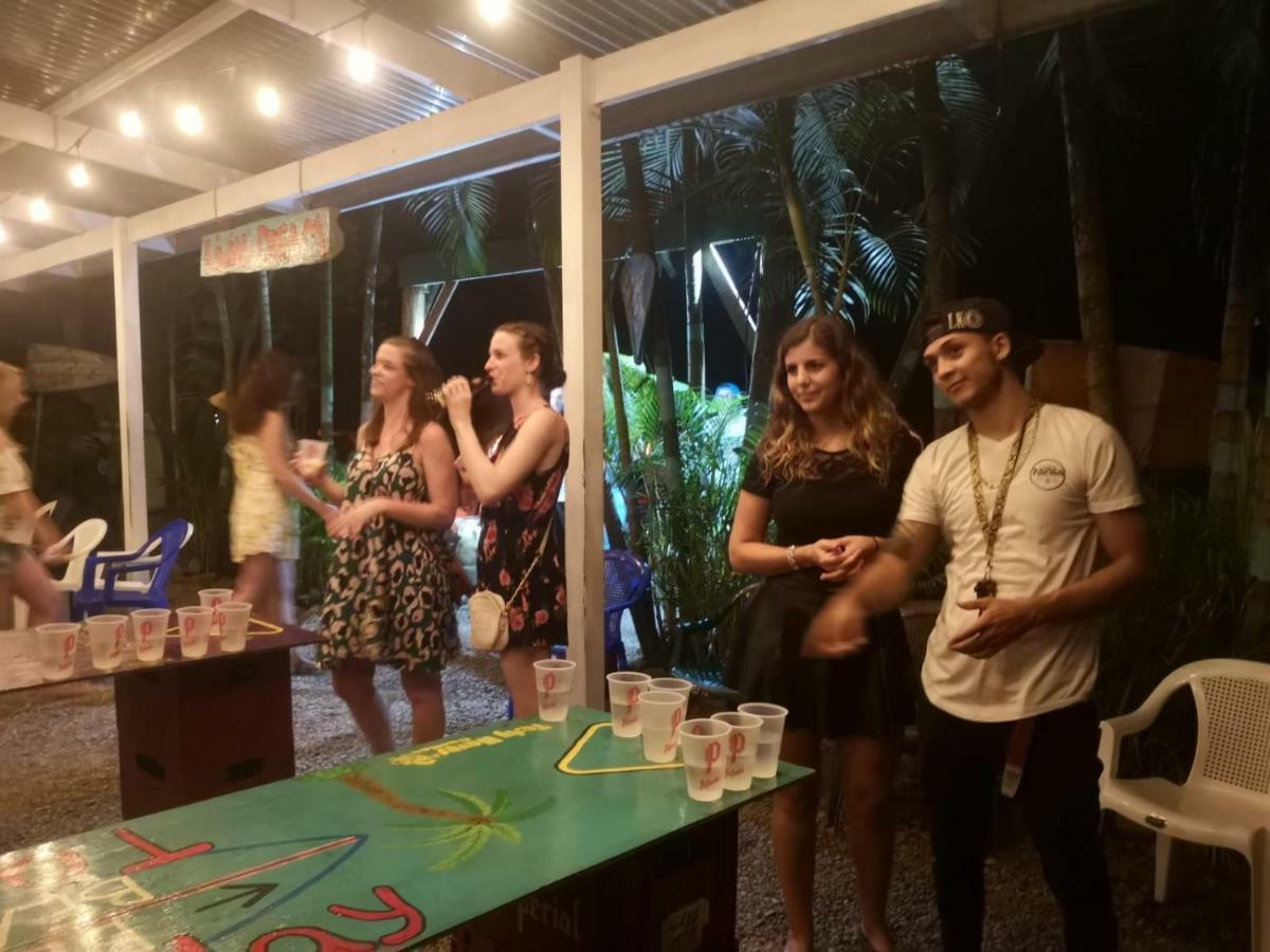 Tasty Dayz Hostel Puerto Viejo de Talamanca エクステリア 写真